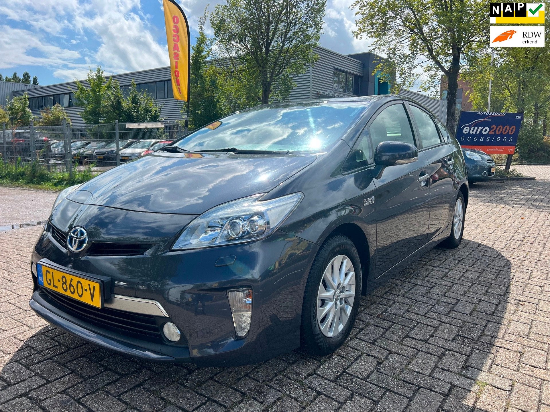 Toyota Prius 1.8 Plug-in Dynamic Business - Keurige Prius, Euro 5, Gebruikt, Zwart, Leder en Stof