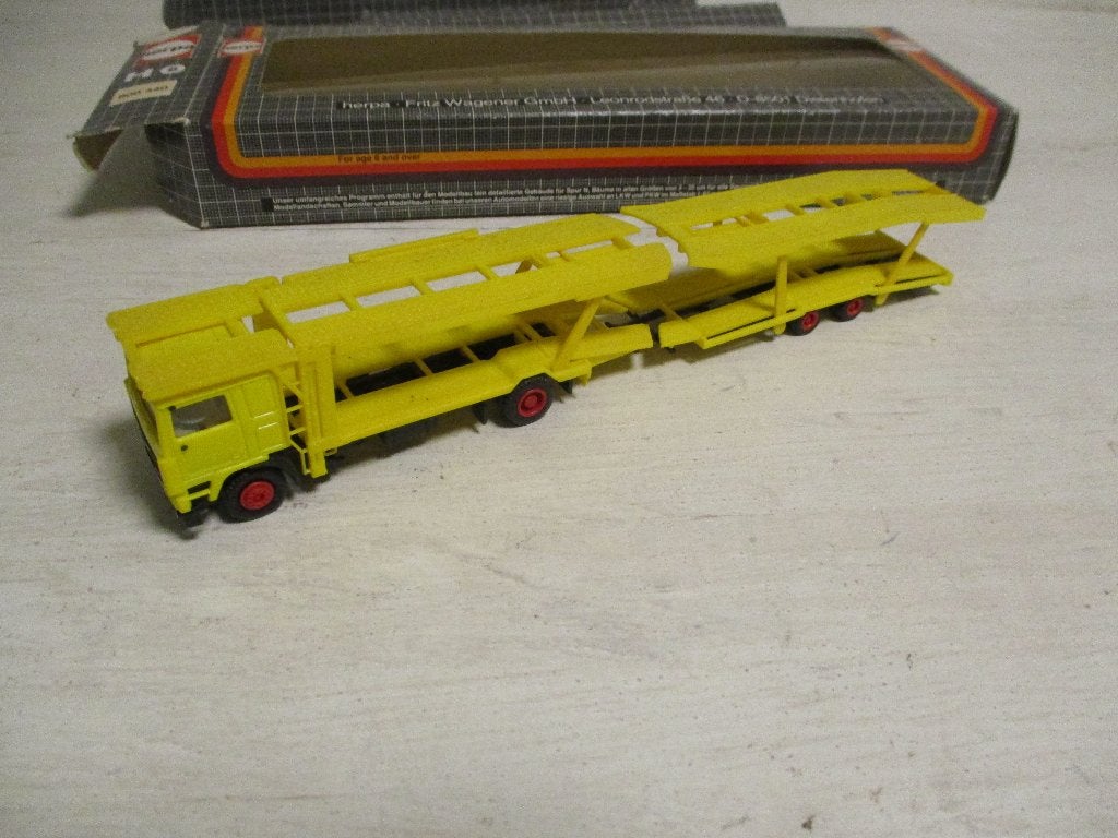 Herpa Volvo Auto Transporter Schaal 1:87, Ophalen of Verzenden, Zo goed als nieuw, Bus of Vrachtwagen, Herpa