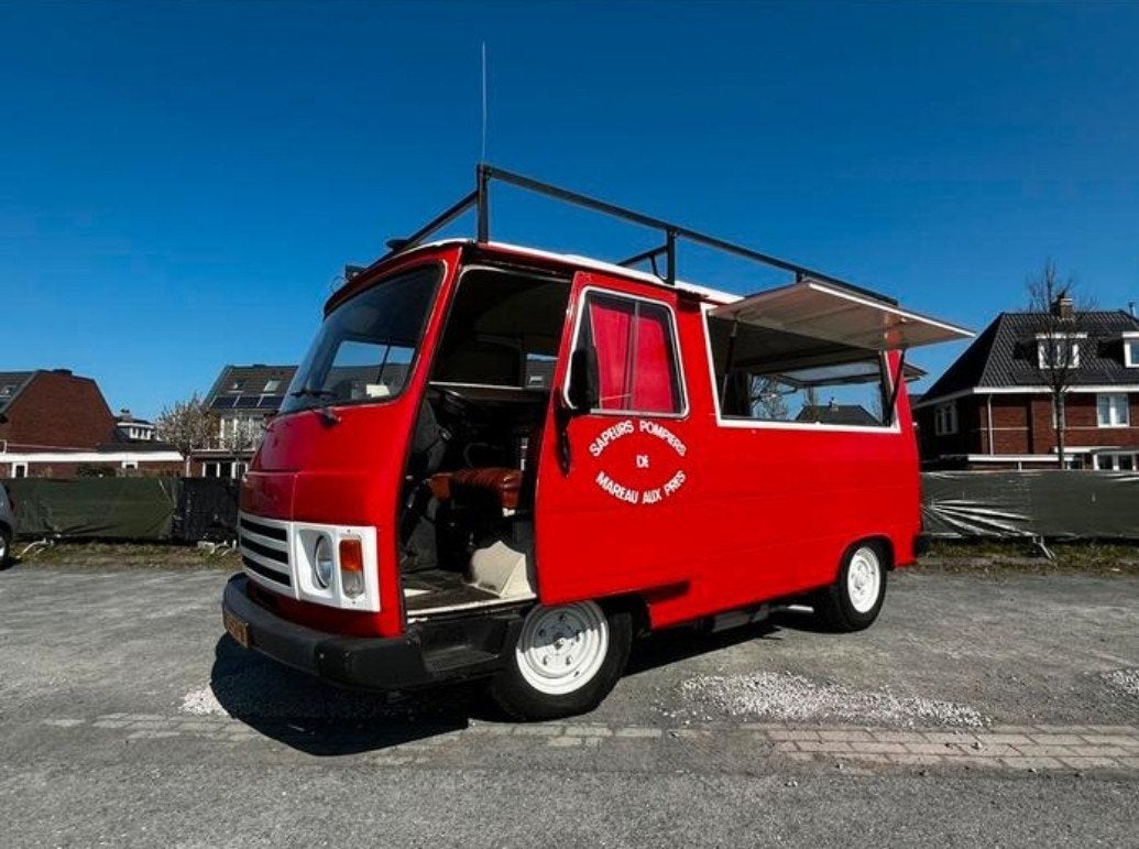 compleet ingerichte unieke foodtruck, Handgeschakeld, Particulier, Rood, Peugeot