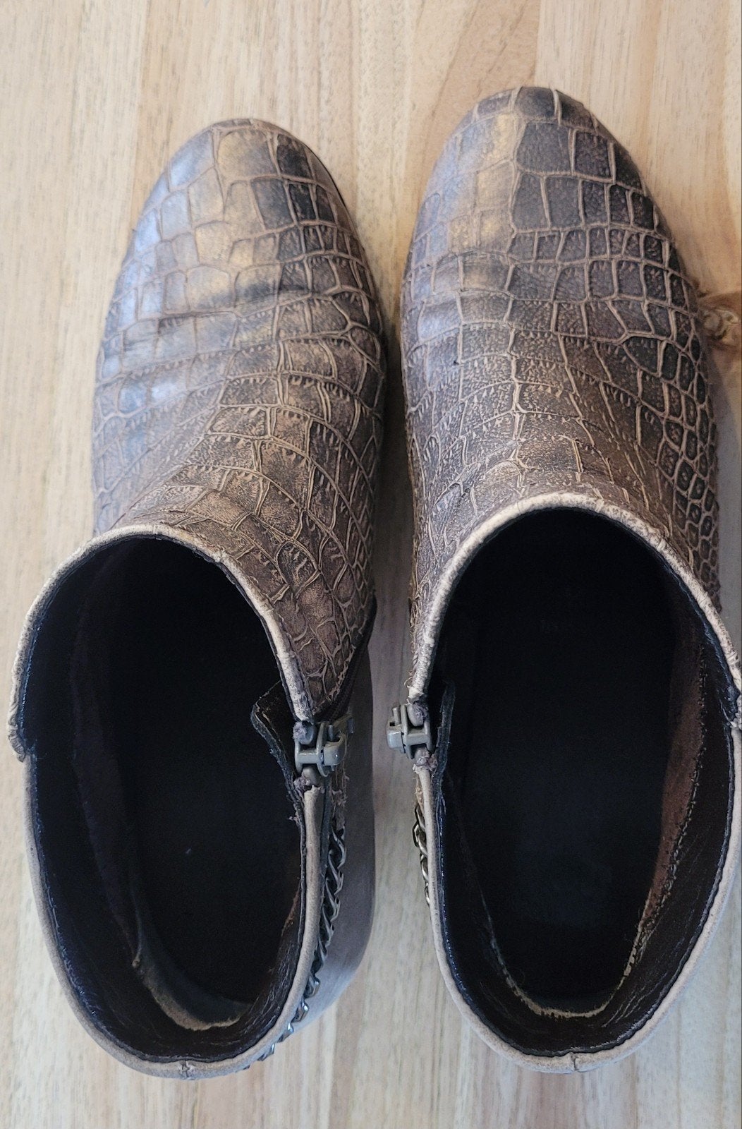 Gabor enkellaarzen crocoprint en kettingdetail,  maat 38,5, Ophalen of Verzenden, Zo goed als nieuw, Bruin