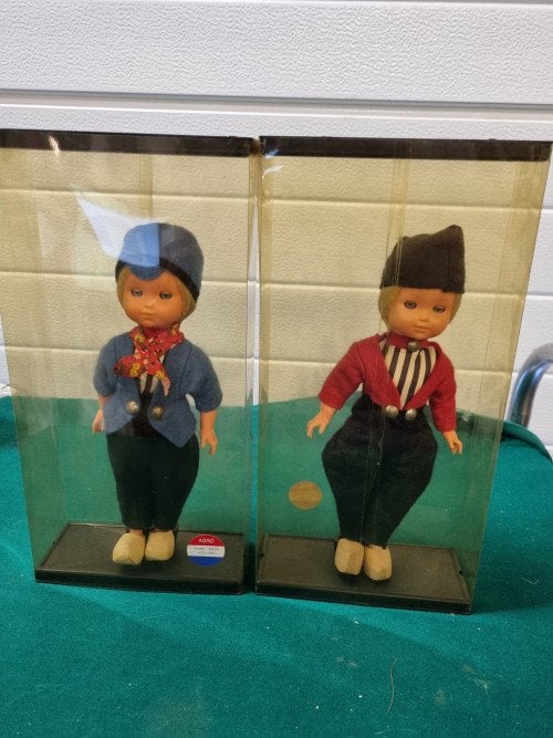 -	Souvenir poppen vintage  argo 2 stuks, Verzamelen, Ophalen of Verzenden, 'T Olde Gre-j, Info@toldegrej.nl, Endepoelstraat 20f Didam