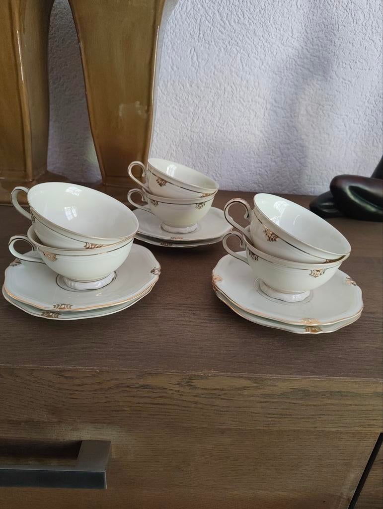 Zes kop en schottel sets, Ophalen of Verzenden