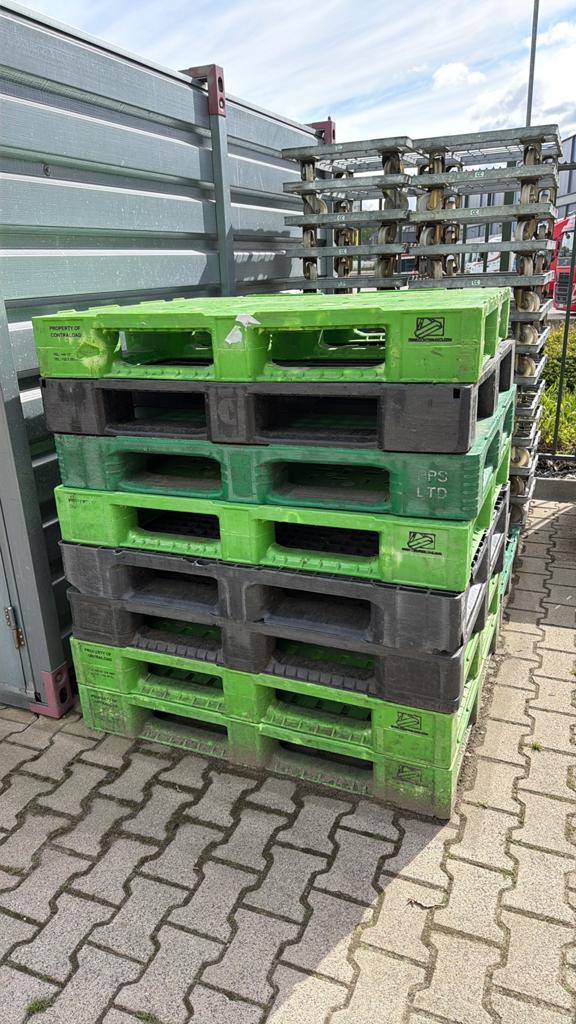 Kunststof /plastic pallets 100x120cm, Ophalen, Gebruikt, 100 cm of meer, 60 cm of meer