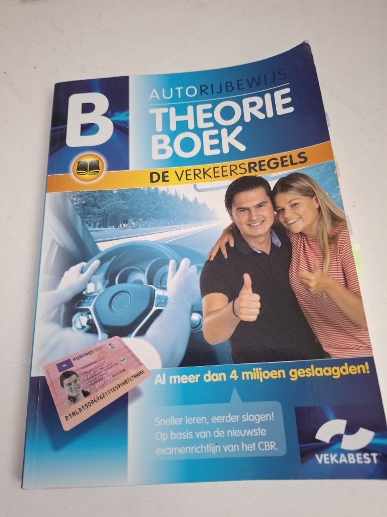 autorijbewijs theorieboek de verkeersregels, Boeken, Gelezen, Niet van toepassing, Ophalen of Verzenden, Vekabest