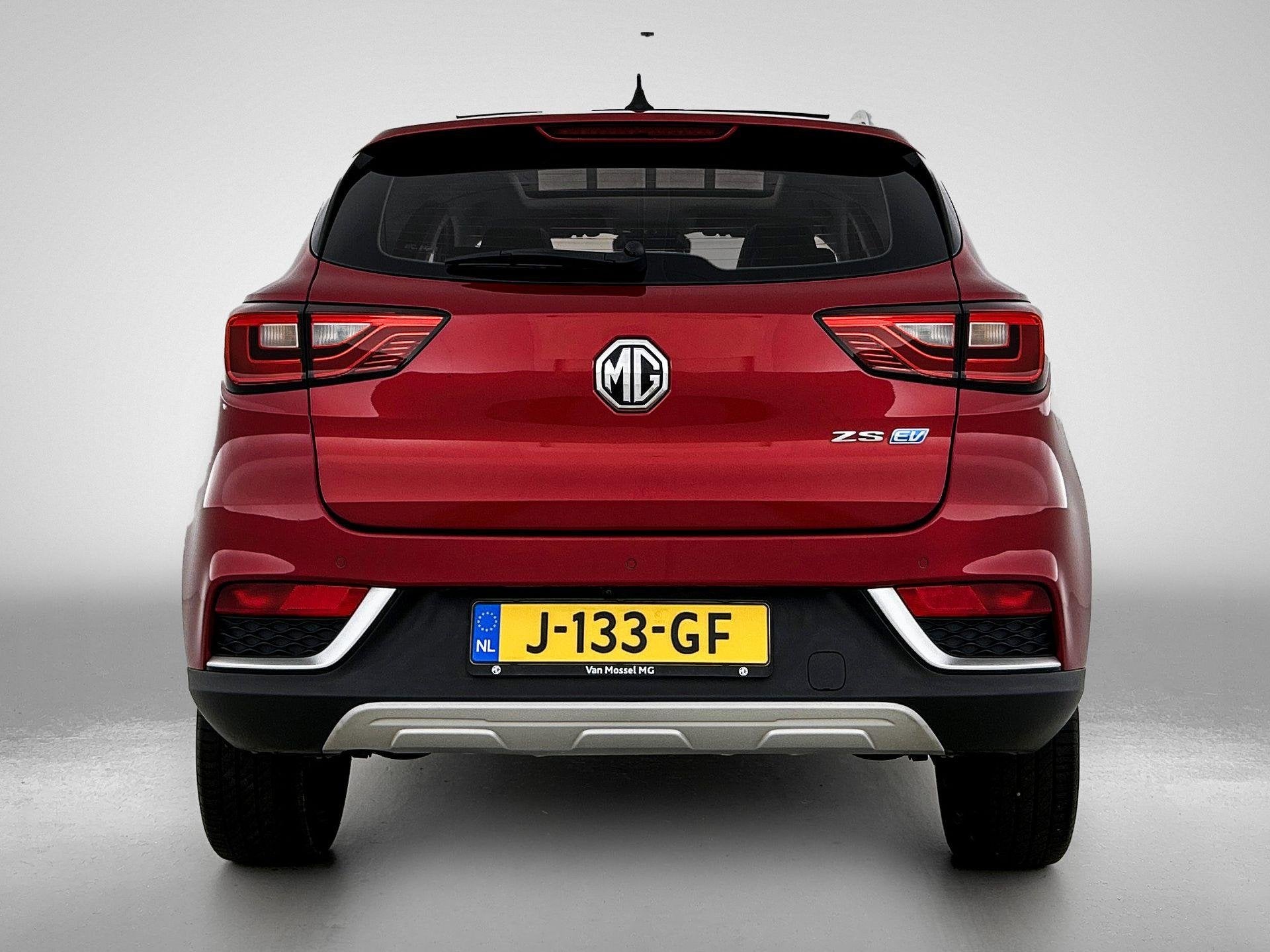 MG MG ZS EV Luxury 45 kWh | 95% SOH | LEER | CAMERA | PANO-S, 143 pk, ZS, 1507 kg, 263 km