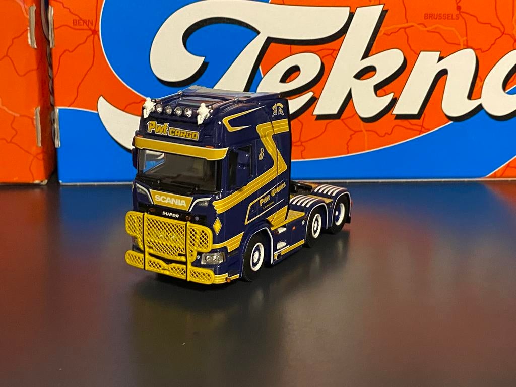 Wsi PWT, Hobby en Vrije tijd, Modelauto's | 1:50, Ophalen of Verzenden, Zo goed als nieuw, Bus of Vrachtwagen, Wsi