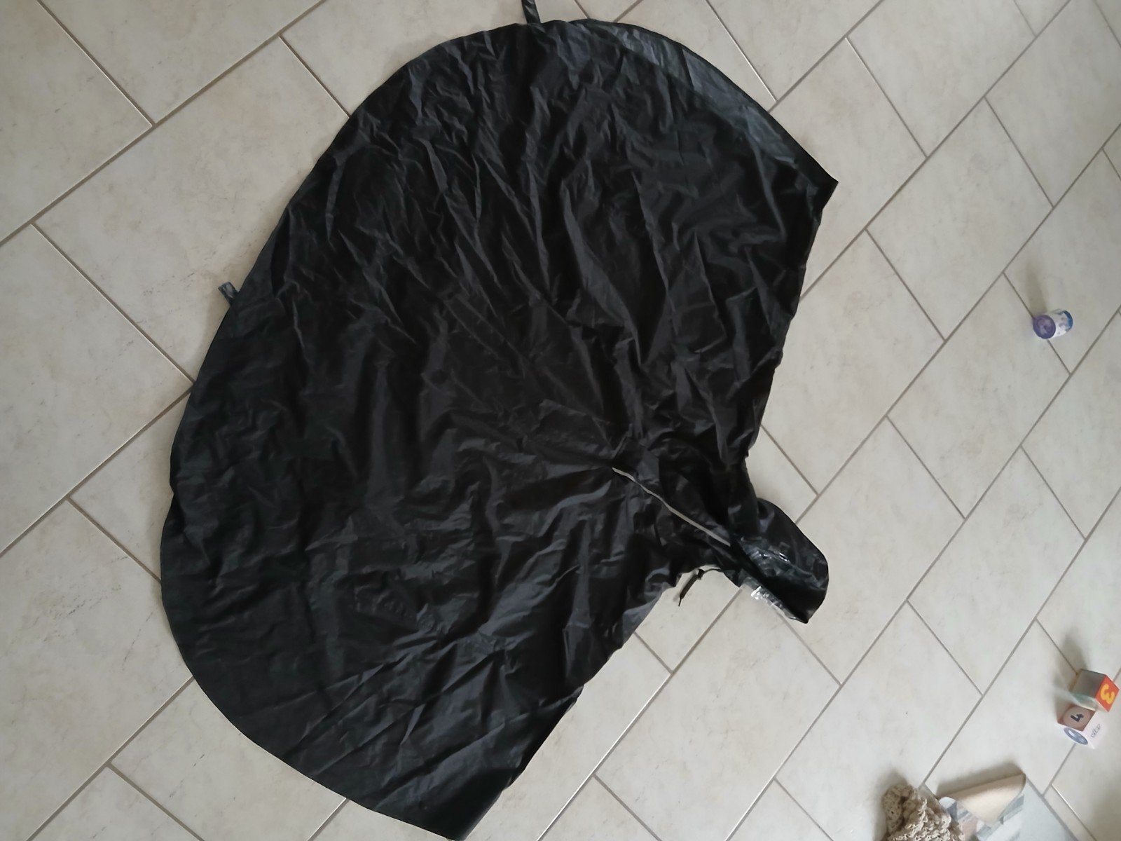 Hema One Size Regenponcho Zwart - Zo goed als nieuw, Ophalen of Verzenden, Zo goed als nieuw, Regenponcho, Heren