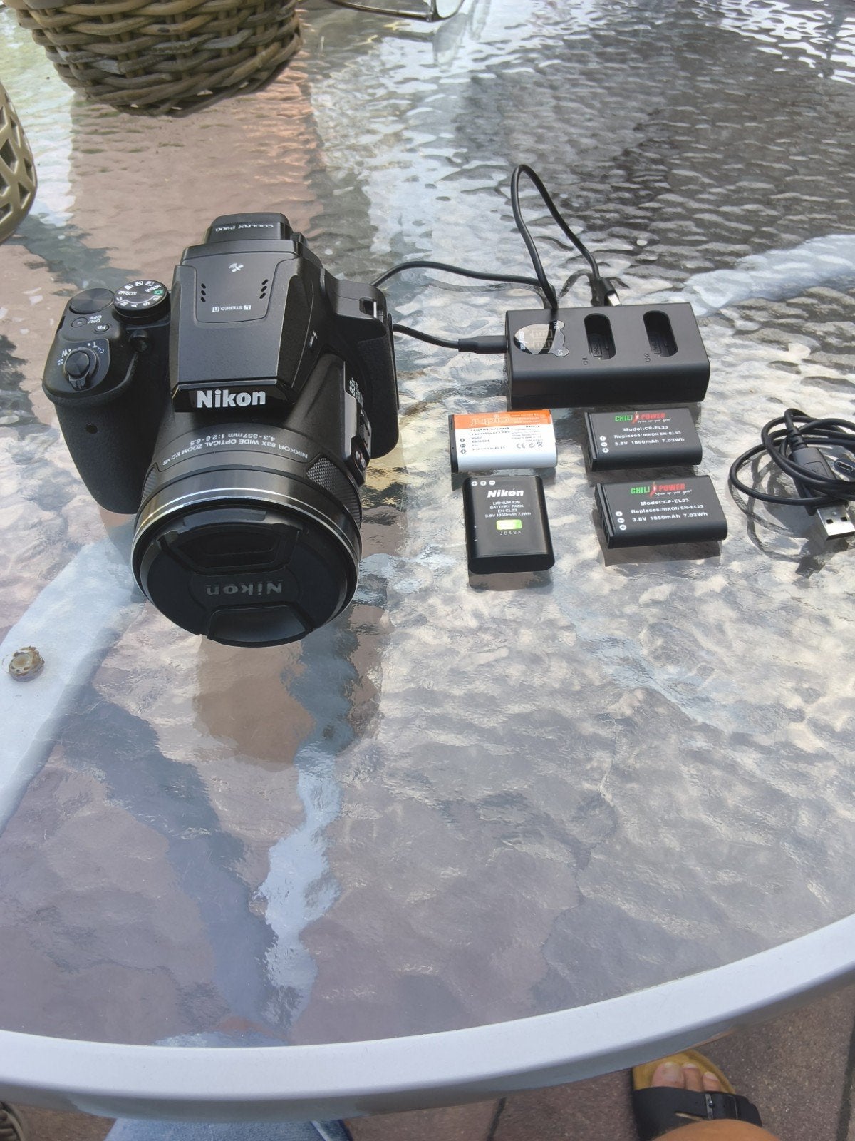 Nikon Coolpix P900 Bridgecamera met extra accu's en lader, Lensdop, Ophalen of Verzenden, Zo goed als nieuw, 8 keer of meer