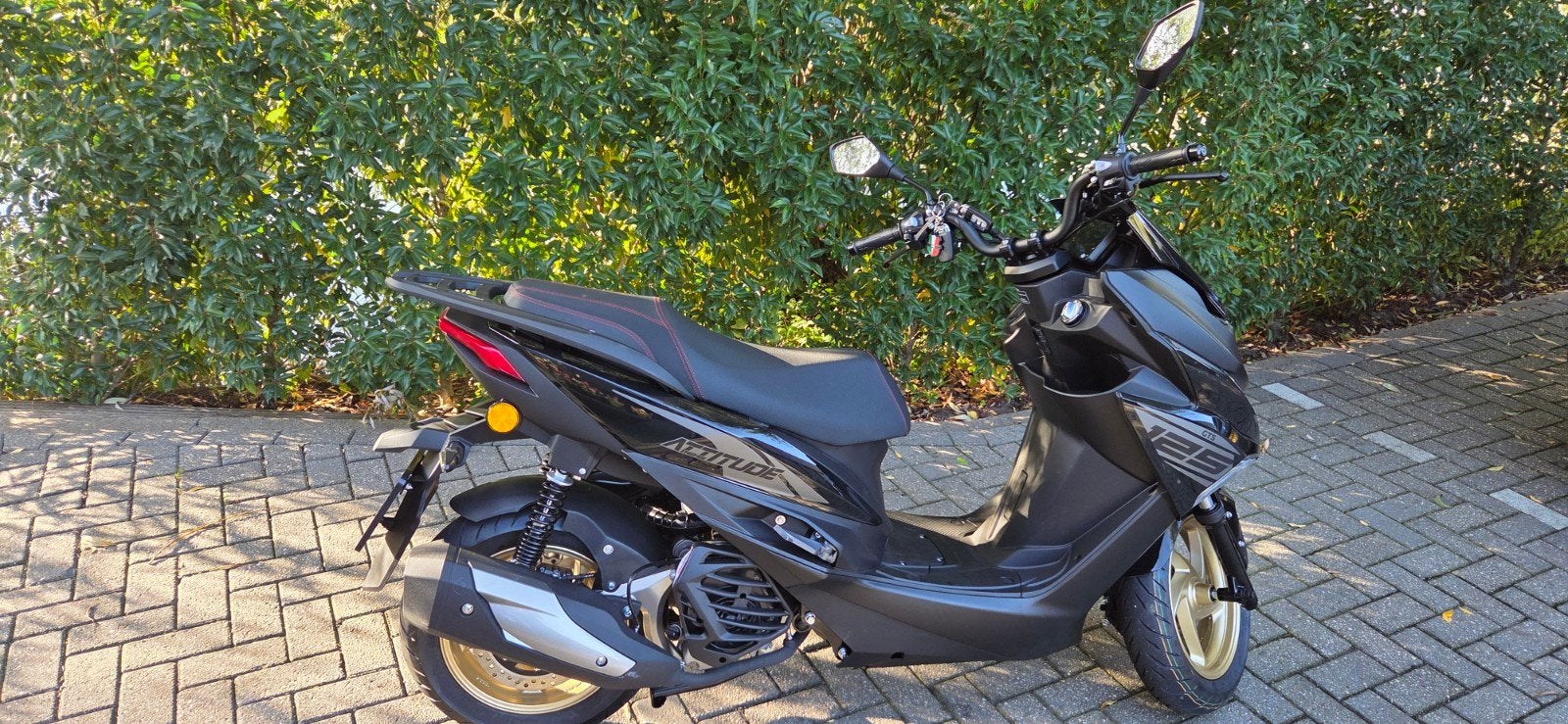 GTS Attitude 125 special editie, Ophalen, Nieuw, 125 cc, Benzine