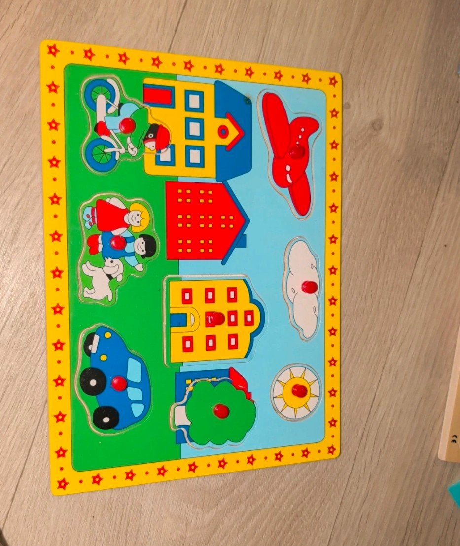 Houten Insteekpuzzel Dorp met Voertuigen en Figuren, Ophalen, Gebruikt, Overige typen