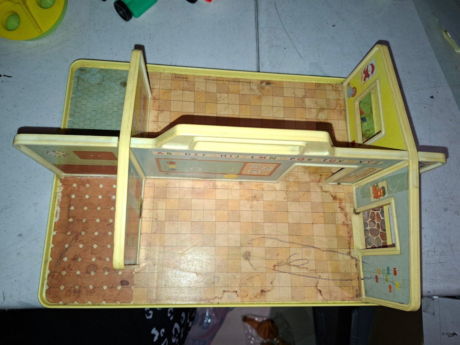 kleuterschool fisher price met toebehoren, Ophalen of Verzenden, Gebruikt, Speelset