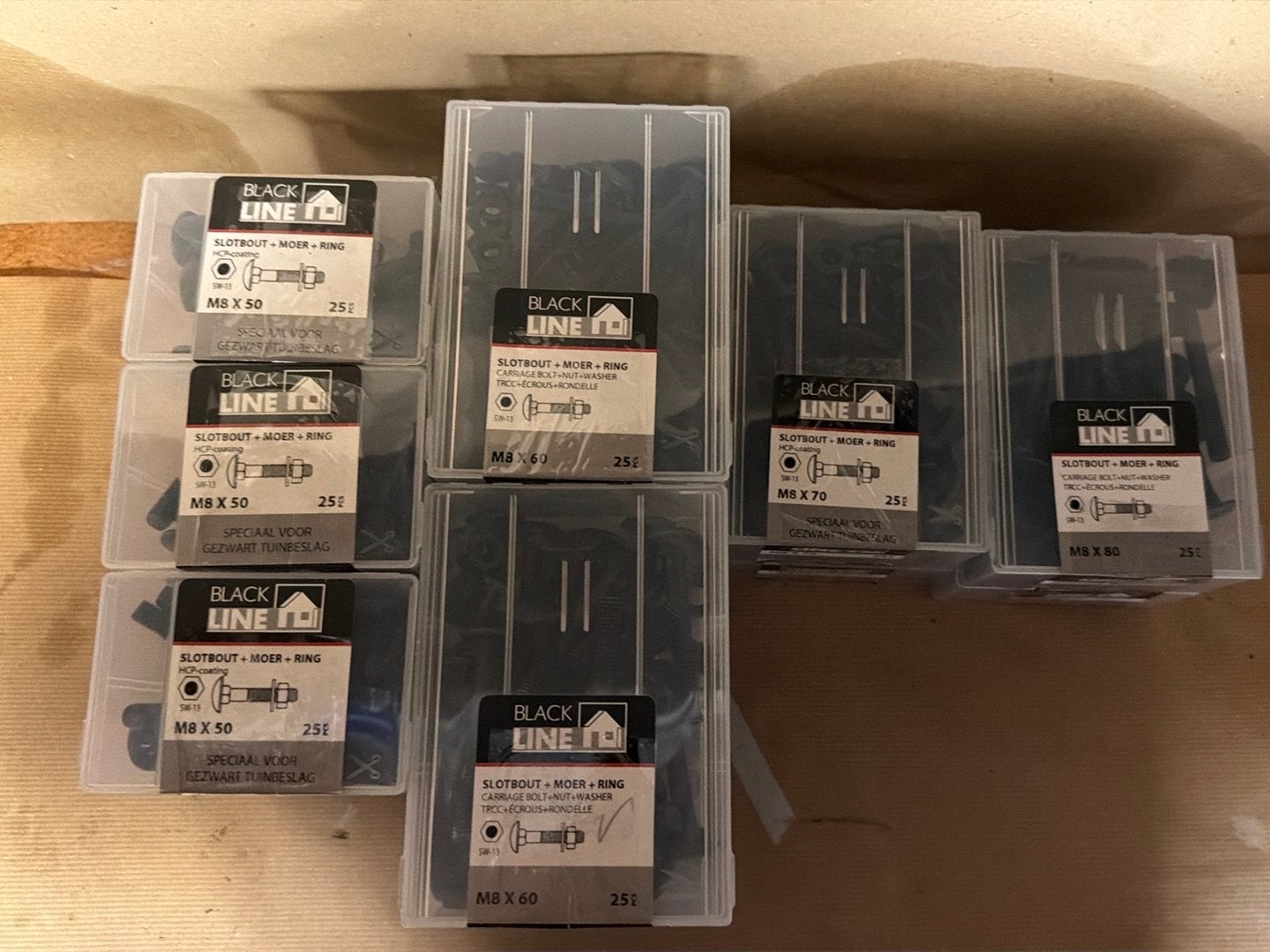Zwarte slotbouten-ringen-moeren., Ophalen of Verzenden, Nieuw, 50 tot 100 mm, Bouten of Moeren