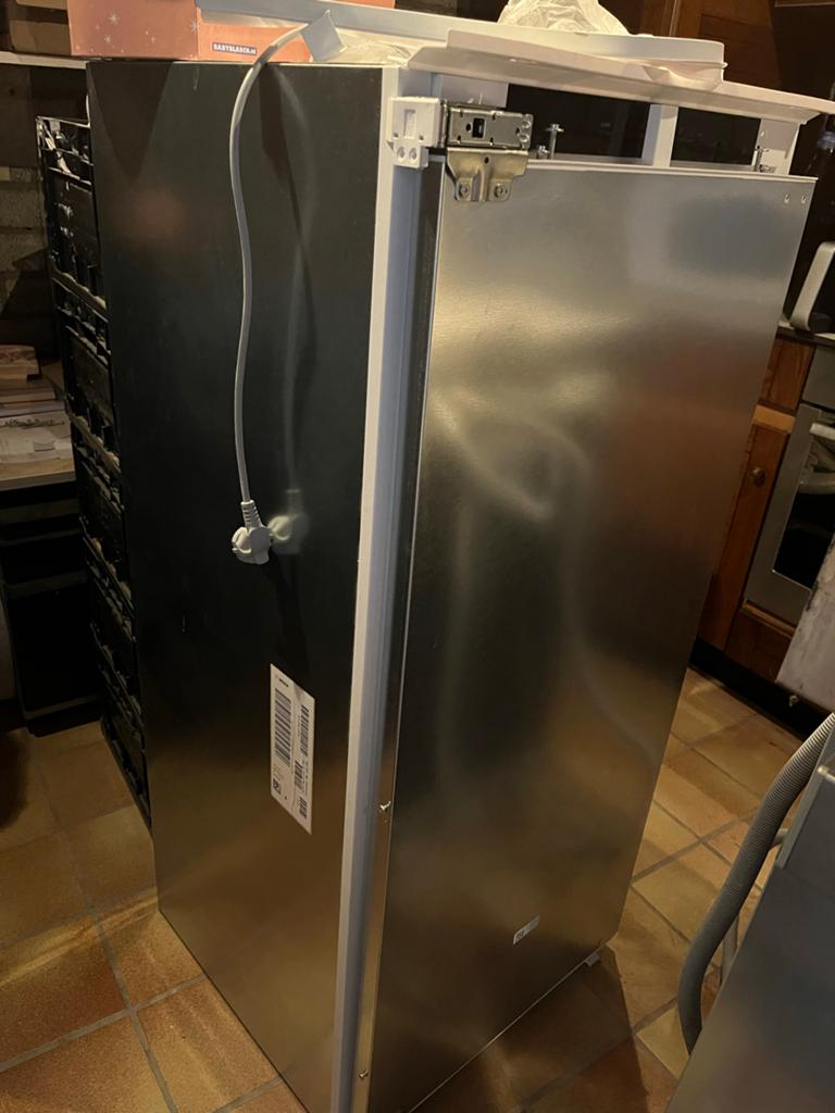 Bosch KIR41EDD1 EXCLUSIV Inbouw Koelkast, 150 tot 200 liter, Zonder vriesvak, 120 tot 140 cm, Ophalen of Verzenden