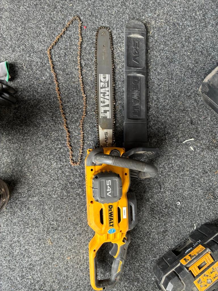 Dewalt DCMCS575 Flexvolt 54V Accu Kettingzaag 50cm, Ophalen, Gebruikt, Boomzaag