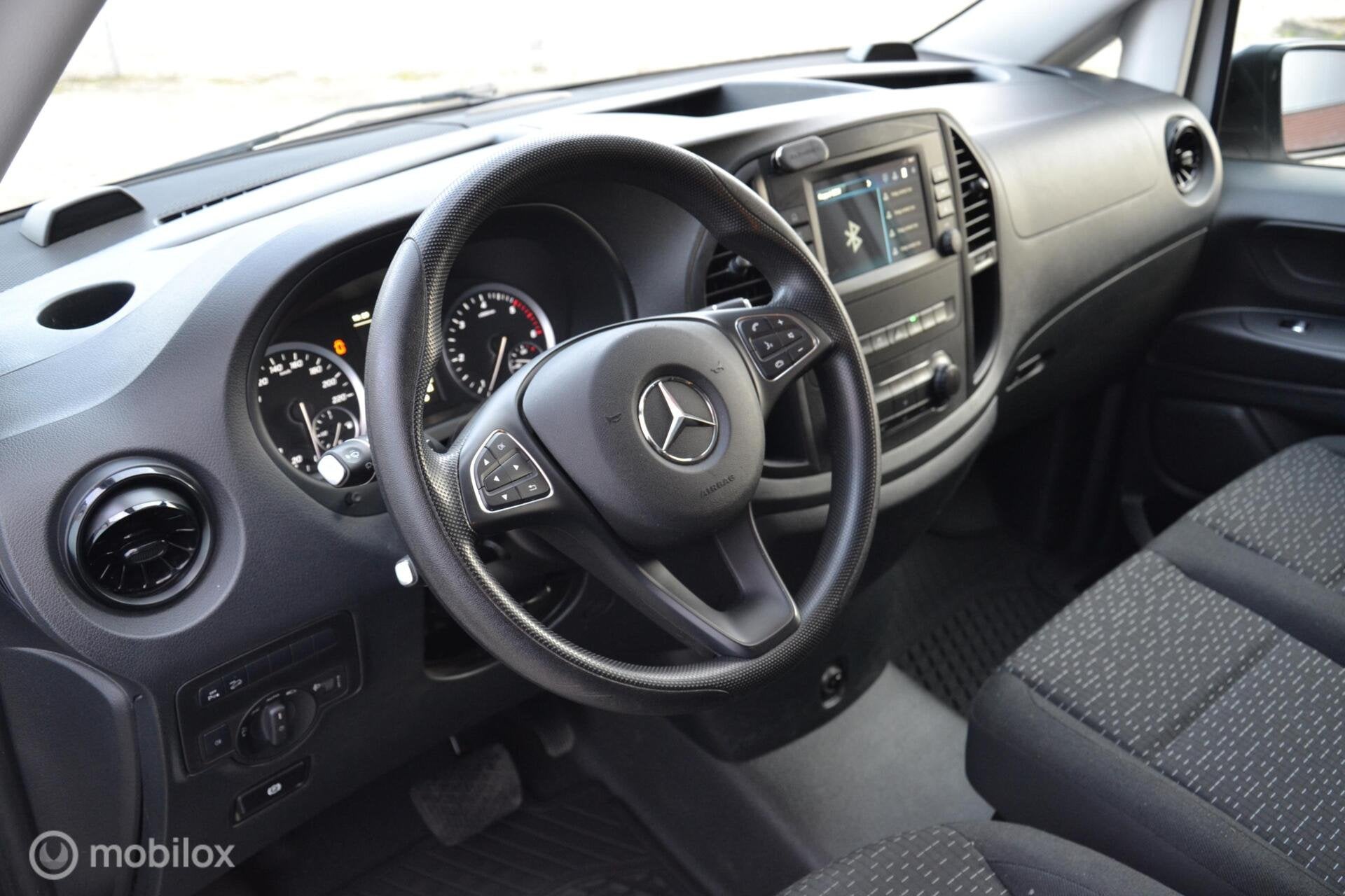 Mercedes Vito 116 CDI L3 DC Comfort|4x4|1e eig|standkachel|, Auto's, Automaat, Stof, Gebruikt, 4 cilinders