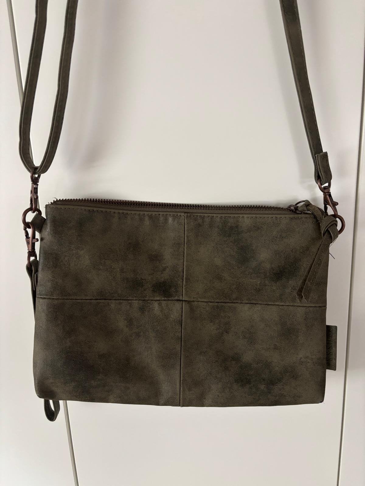Stijlvol Schoudertasje - Olijfgroen - Zusss 18x26, Sieraden, Tassen en Uiterlijk, Tassen | Damestassen, Ophalen of Verzenden, Gebruikt