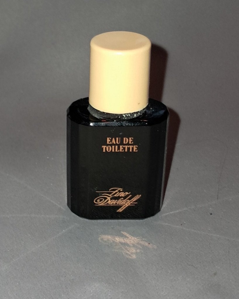 Volle parfum mini - Davidoff zino, Ophalen of Verzenden, Zo goed als nieuw, Miniatuur, Gevuld