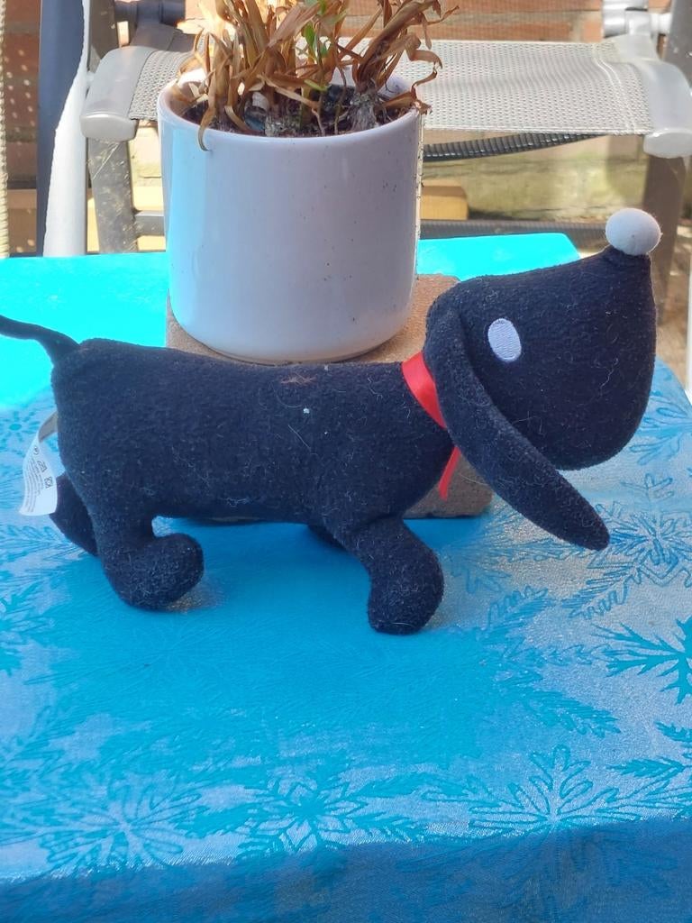 Zwarte Teckel Knuffel Takkie, Ophalen of Verzenden, Zo goed als nieuw, Zwart, Hond