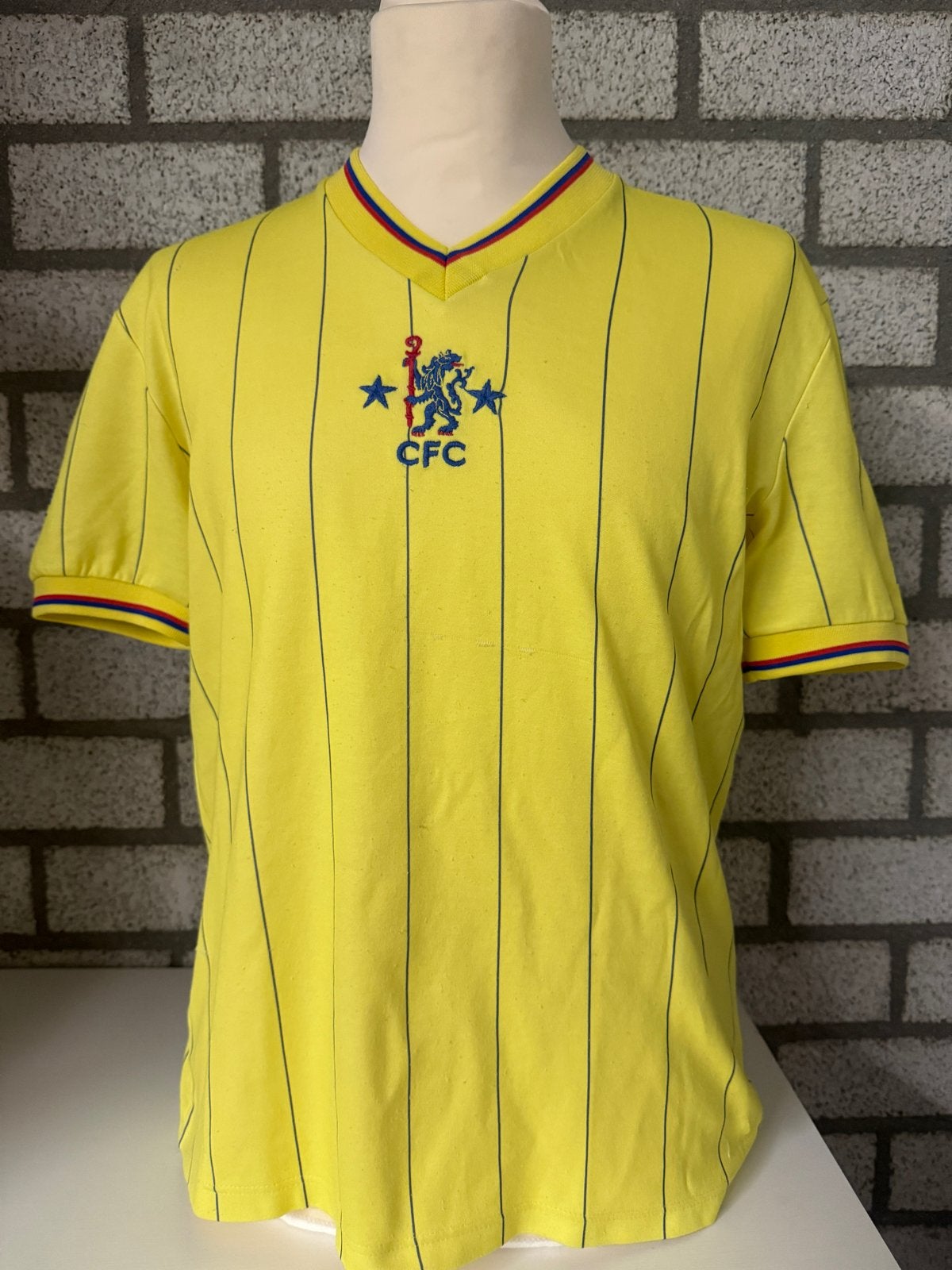 Vintage Chelsea FC Le Coq Sportif Voetbalshirt Geel, Overige typen, Ophalen of Verzenden, Le Coq Sportif, Le Coq Sportif