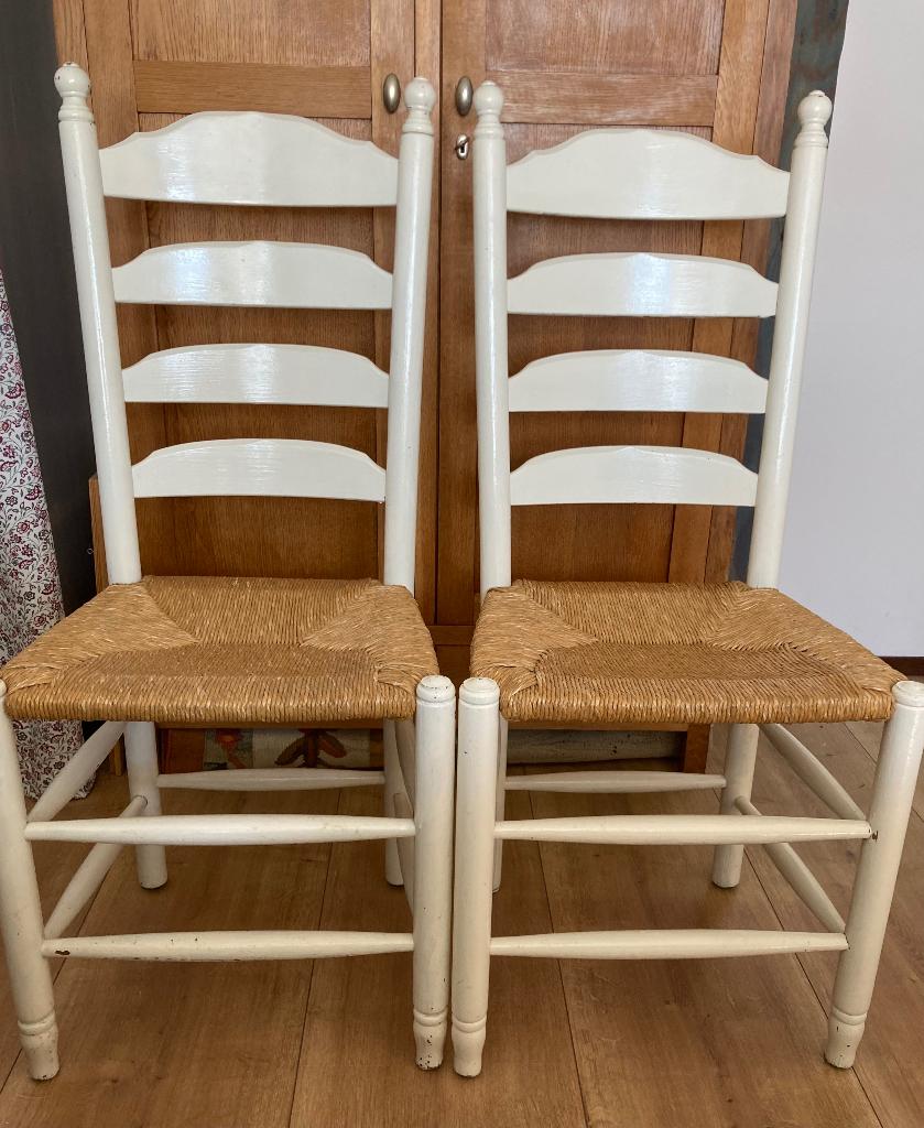 2 houten vintage stoelen, Ophalen, Gebruikt, Twee, Wit