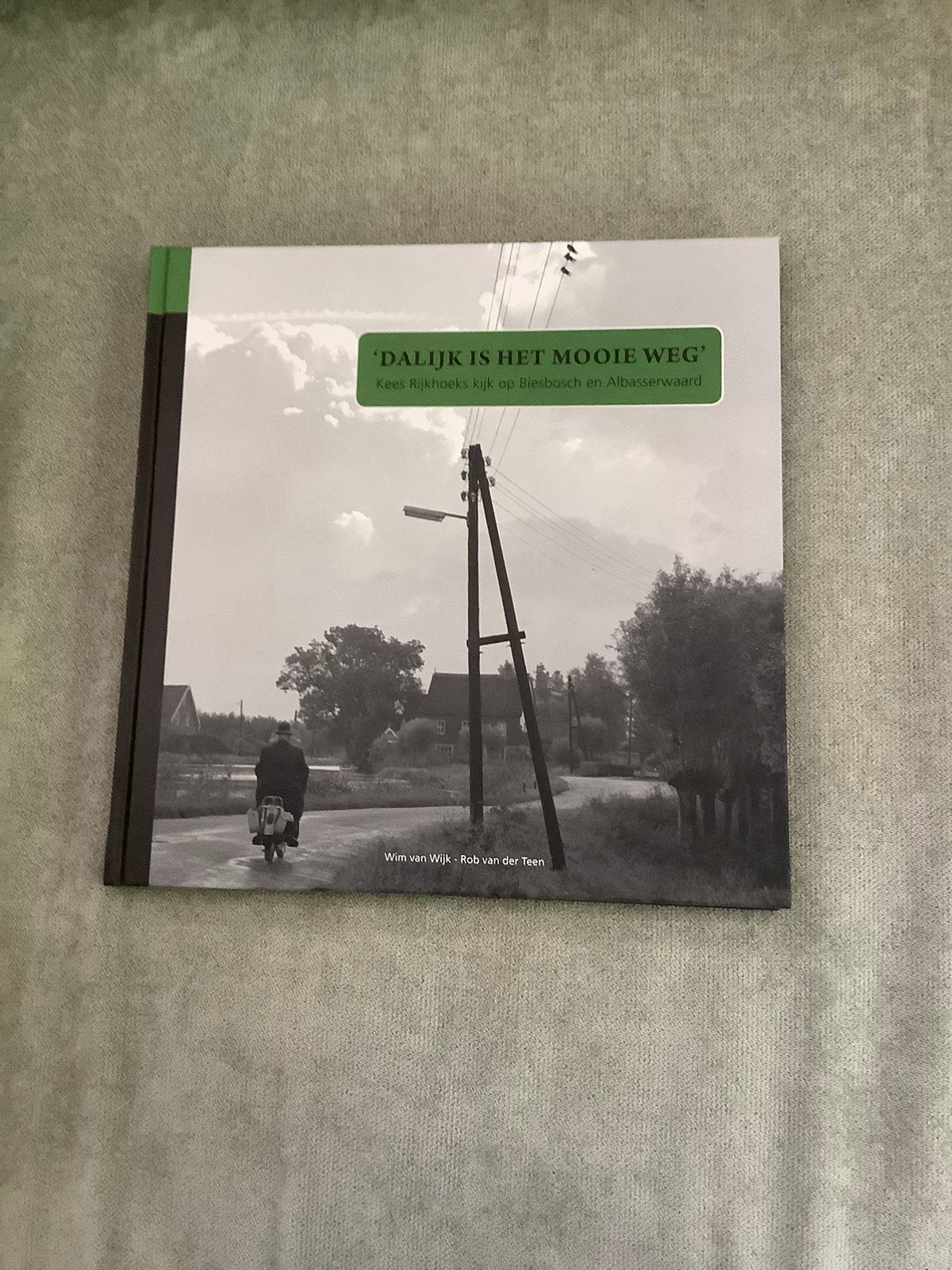 Dalijk is het mooie weg - Wim Rijkhoek, Ophalen of Verzenden, Zo goed als nieuw