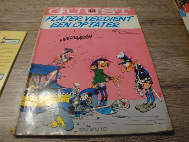 guust-r13, Eén stripboek, Ophalen of Verzenden, Gelezen