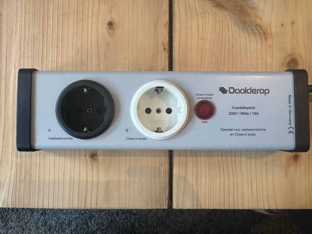 NIEUWE Daalderop Combiswitch 230V voor vaatwasser en boiler, Ophalen of Verzenden, Nieuw