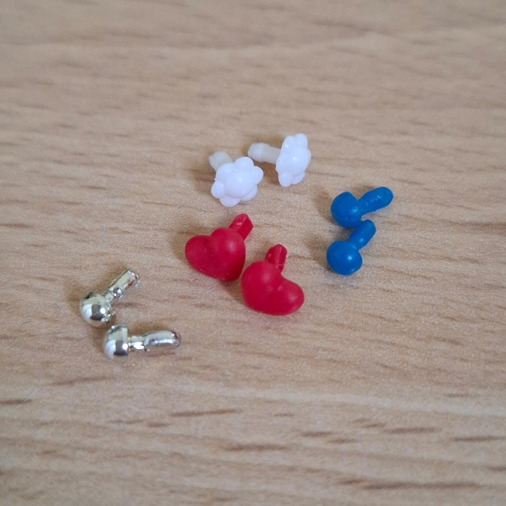 Blythe originele oorbelletjes!, Ophalen of Verzenden, Zo goed als nieuw, Kleertjes