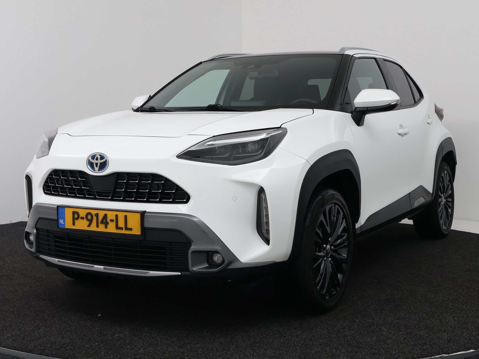 Toyota Yaris Cross 1.5 Hybrid Adventure | Navigatie | Trekha