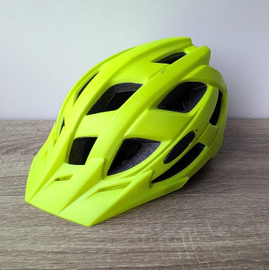 Fietshelm maat M 55-58 cm - veilige gele kleur, Gebruikt, M, Ophalen of Verzenden, Tresspass