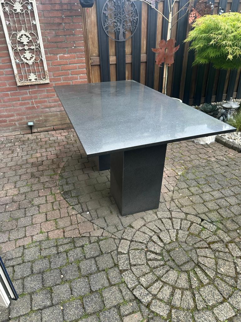 Robuuste granieten tuintafel - Rechthoekig, Tuin en Terras, Tuintafels, Gebruikt, Rechthoekig, Overige materialen, Ophalen