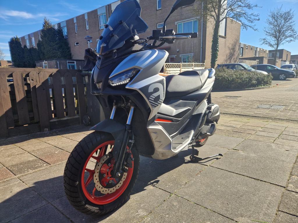 Aprilia SR GT 125cc - 2024 - Zo goed als nieuw, Ophalen, Zo goed als nieuw, Benzine, Overige modellen