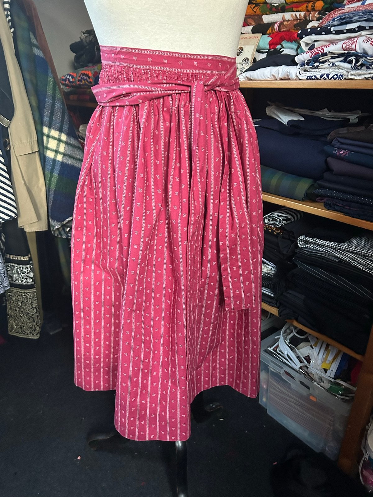 Dirndl rok oostenrijks oud rose, Ophalen of Verzenden
