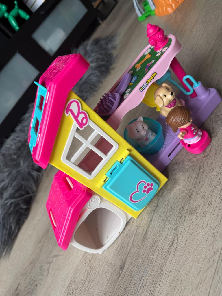 Little people barbie trimsalon, Ophalen