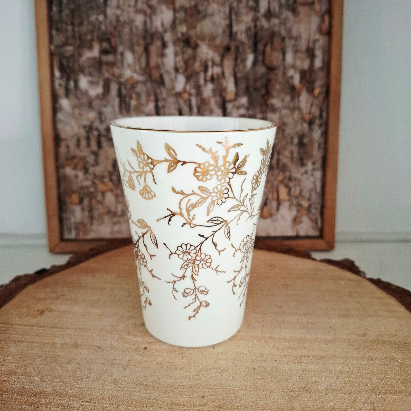Petrus Regout, beker met gouden decoratie, Ophalen of Verzenden