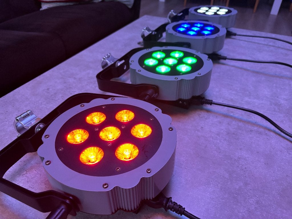 Showtec Compact Par 7 Q4 RGBW | 4 stuks, Ophalen of Verzenden, Gebruikt, Licht, Geluidgestuurd