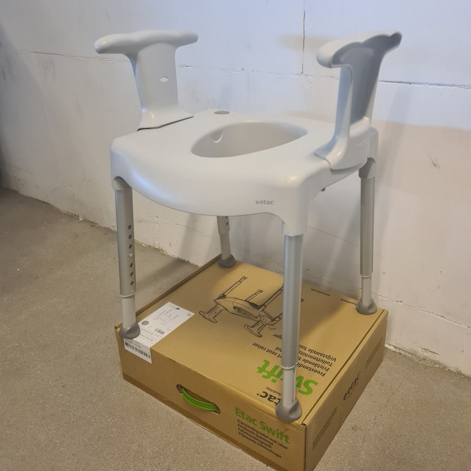 Vrijstaande toiletverhoger NIEUW, Diversen, Verpleegmiddelen, Ophalen of Verzenden, Nieuw