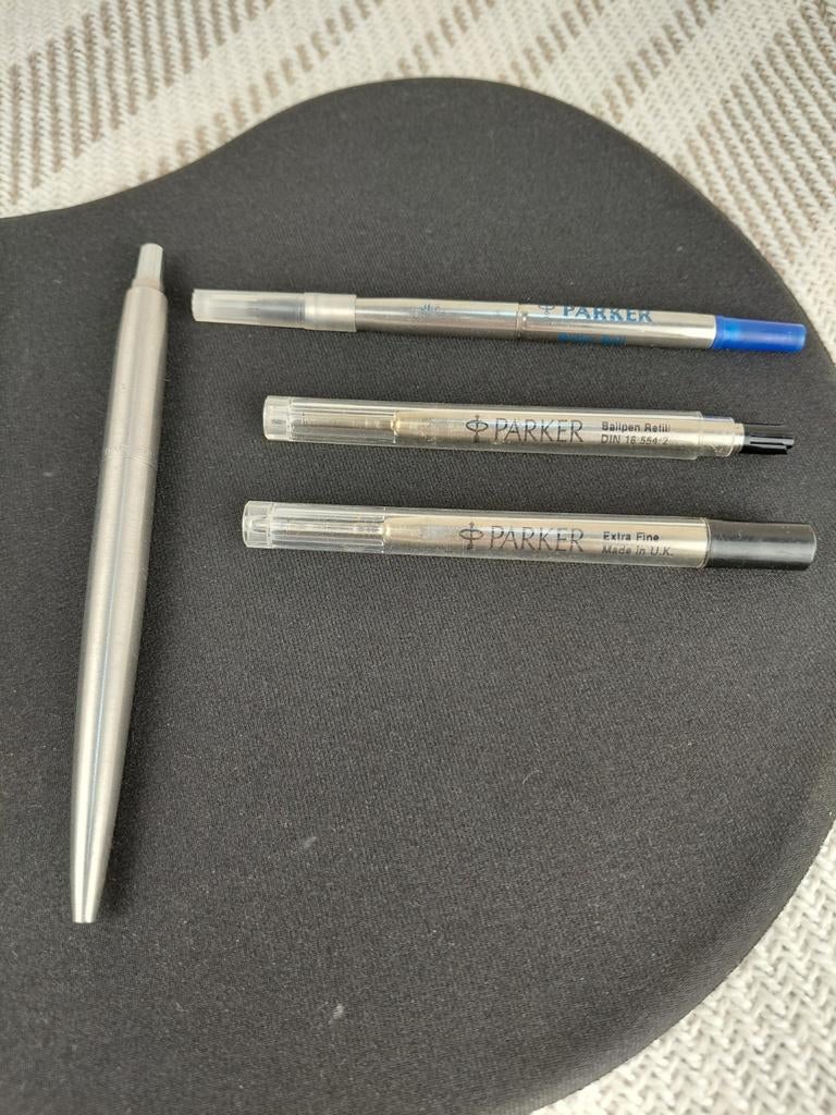 Parker Jutter Balpen + 3 Navullingen, Verzamelen, Pennenverzamelingen, Ophalen of Verzenden, Balpen, Parker