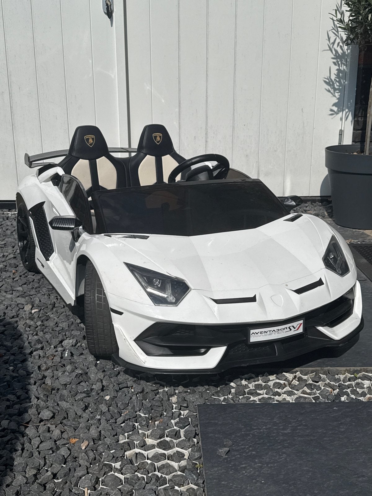 Lamborghini Aventador, 2 persoons, 24V, met driftfunctie, Ophalen, Gebruikt