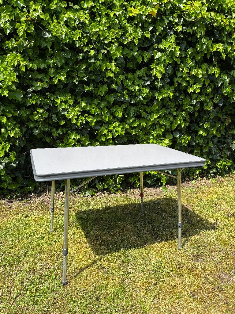 Verstelbare Campingtafel, Caravans en Kamperen, Ophalen, Zo goed als nieuw, Campingtafel