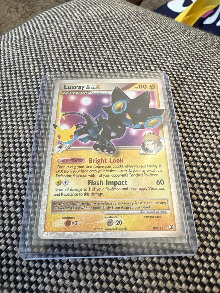 Luxray GL LV.X 109/111 Celebrations Pokémon Kaart, Ophalen of Verzenden, Zo goed als nieuw, Losse kaart, Foil