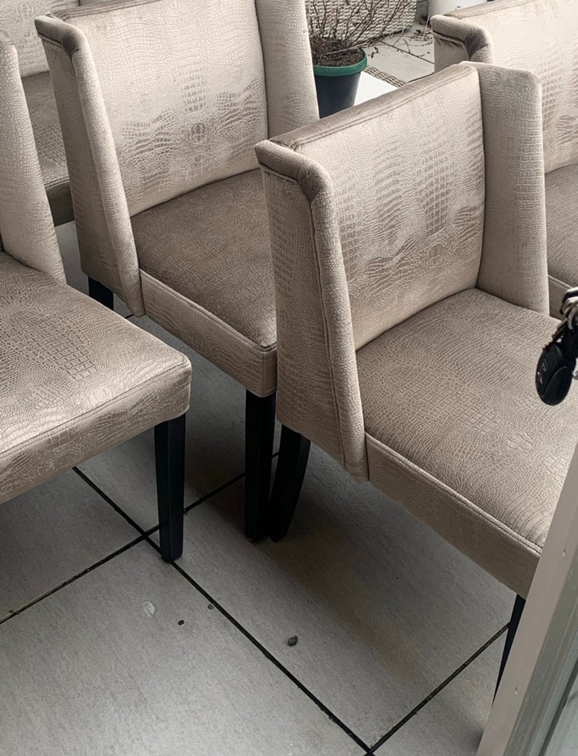 6x Eettafelstoel Taupe Croco Velvet Rofra Home, Ophalen, Overige kleuren, Zo goed als nieuw, Stof