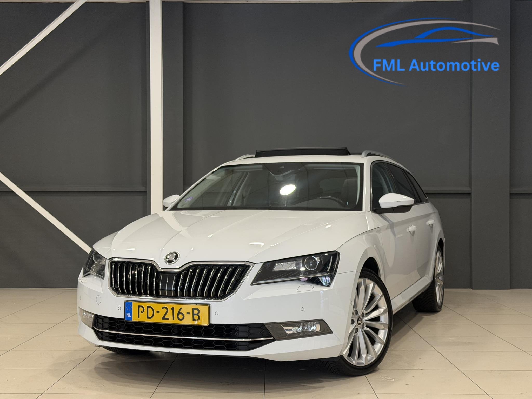 Skoda Superb Combi 1.4 TSI ACT Style Business | Panorama dak, Auto's, 1345 kg, Gebruikt, 4 cilinders, 150 pk