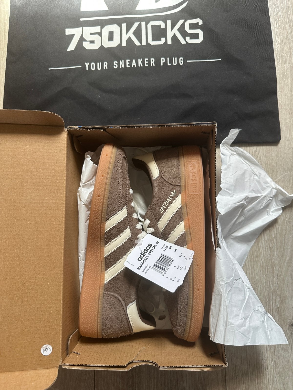 Adidas Handball Spezial Earth Strata Gum EU39 1/3 IF6490, Kleding | Dames, Schoenen, Bruin, Nieuw, Ophalen of Verzenden, Sneakers of Gympen