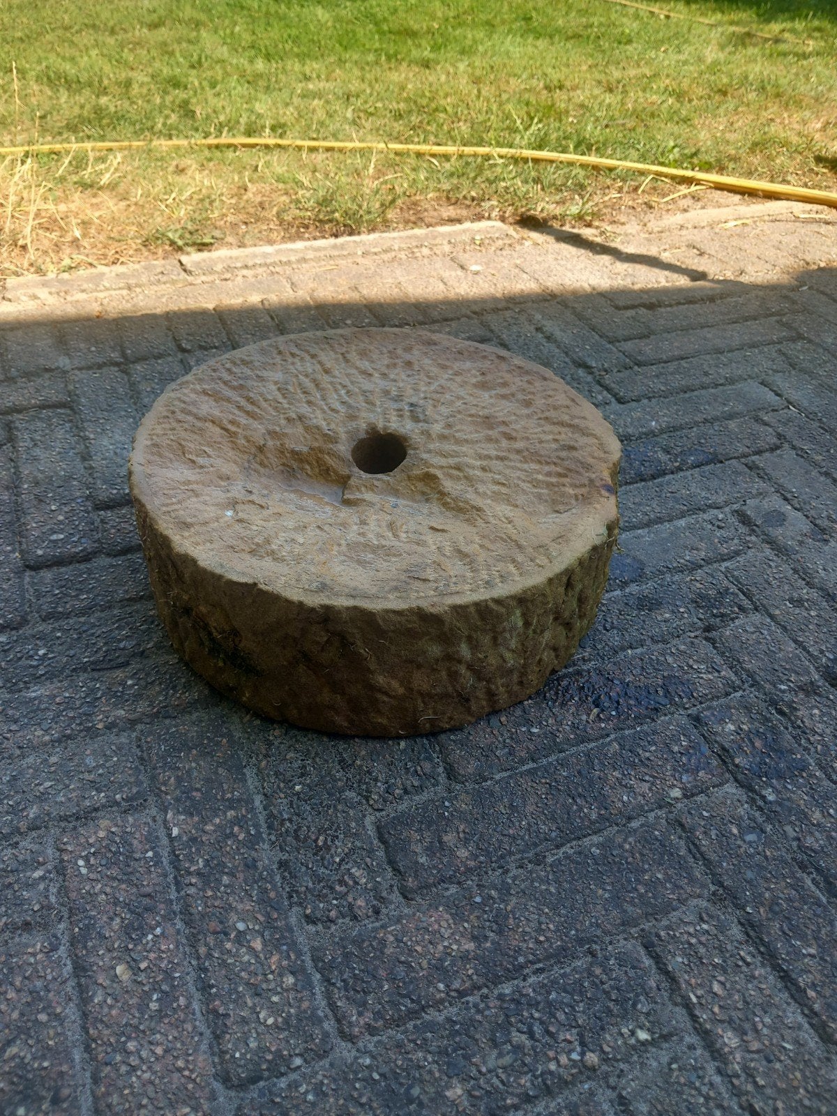 Molensteen, Ophalen, Beton, Waterornament
