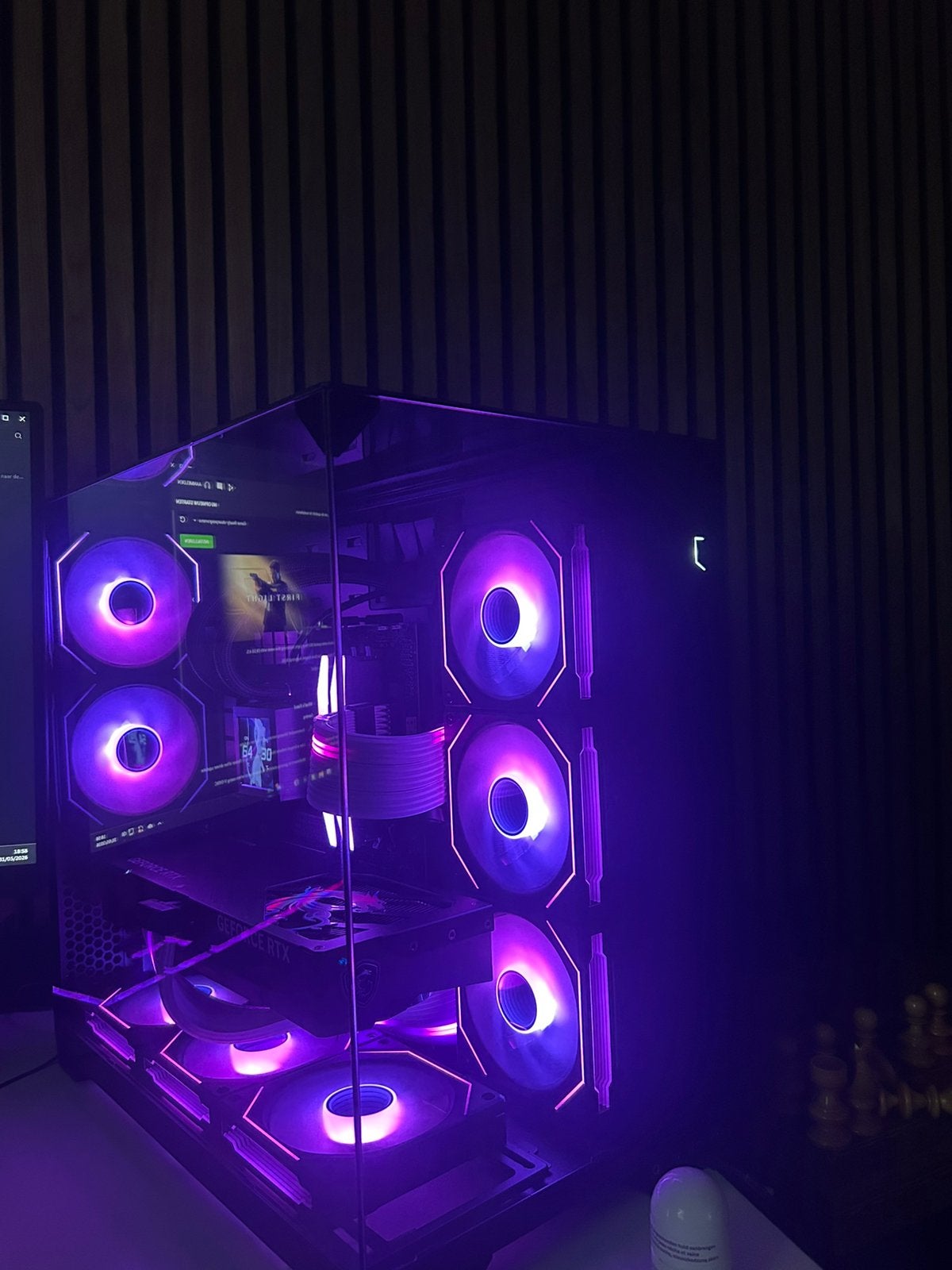 Nette gaming pc rtx 5070 ryzen 5-9600x, Ophalen, Zo goed als nieuw, Gaming, SSD