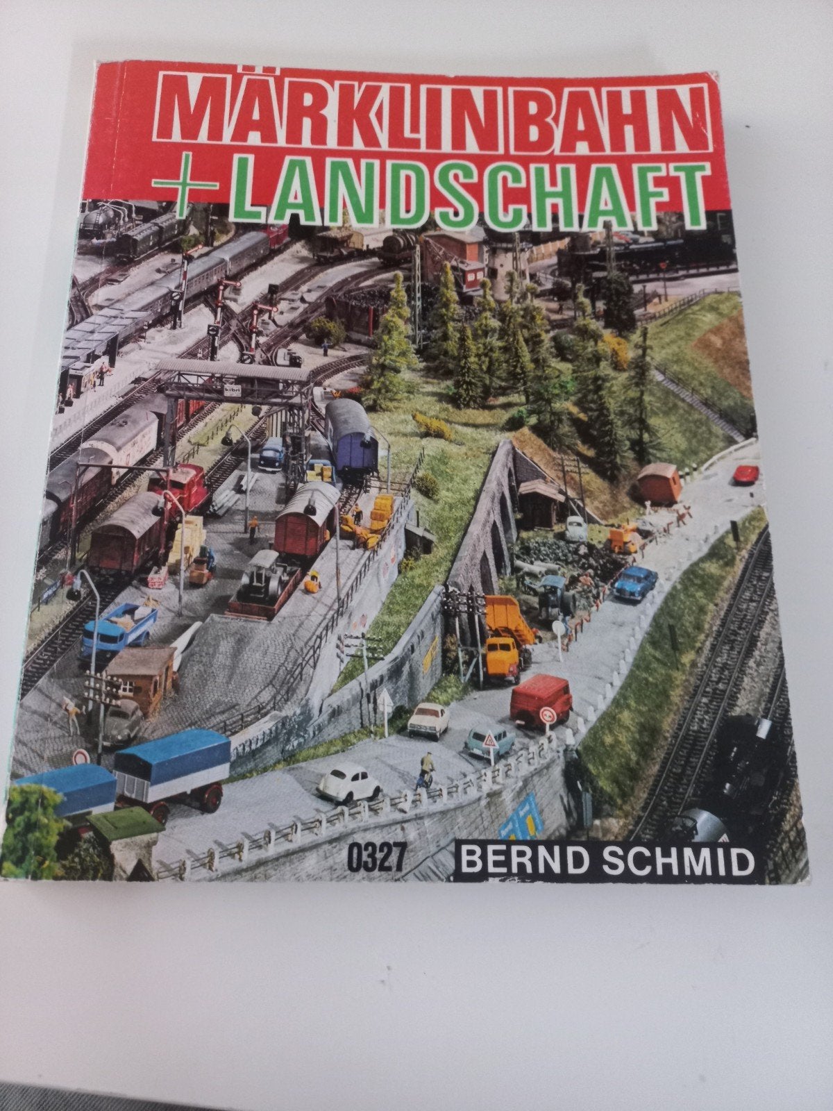Te koop modelbaan ontwerp boek 0327 in de duitse taal, Gelijkstroom of Wisselstroom, Boek, Tijdschrift of Catalogus, Zo goed als nieuw