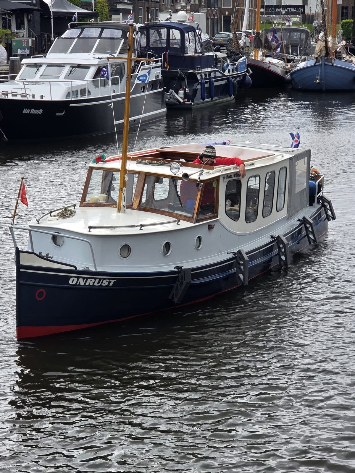Salonboot/ sleepboot, Watersport en Boten, 9 m, Gebruikt, Binnenboordmotor, Diesel