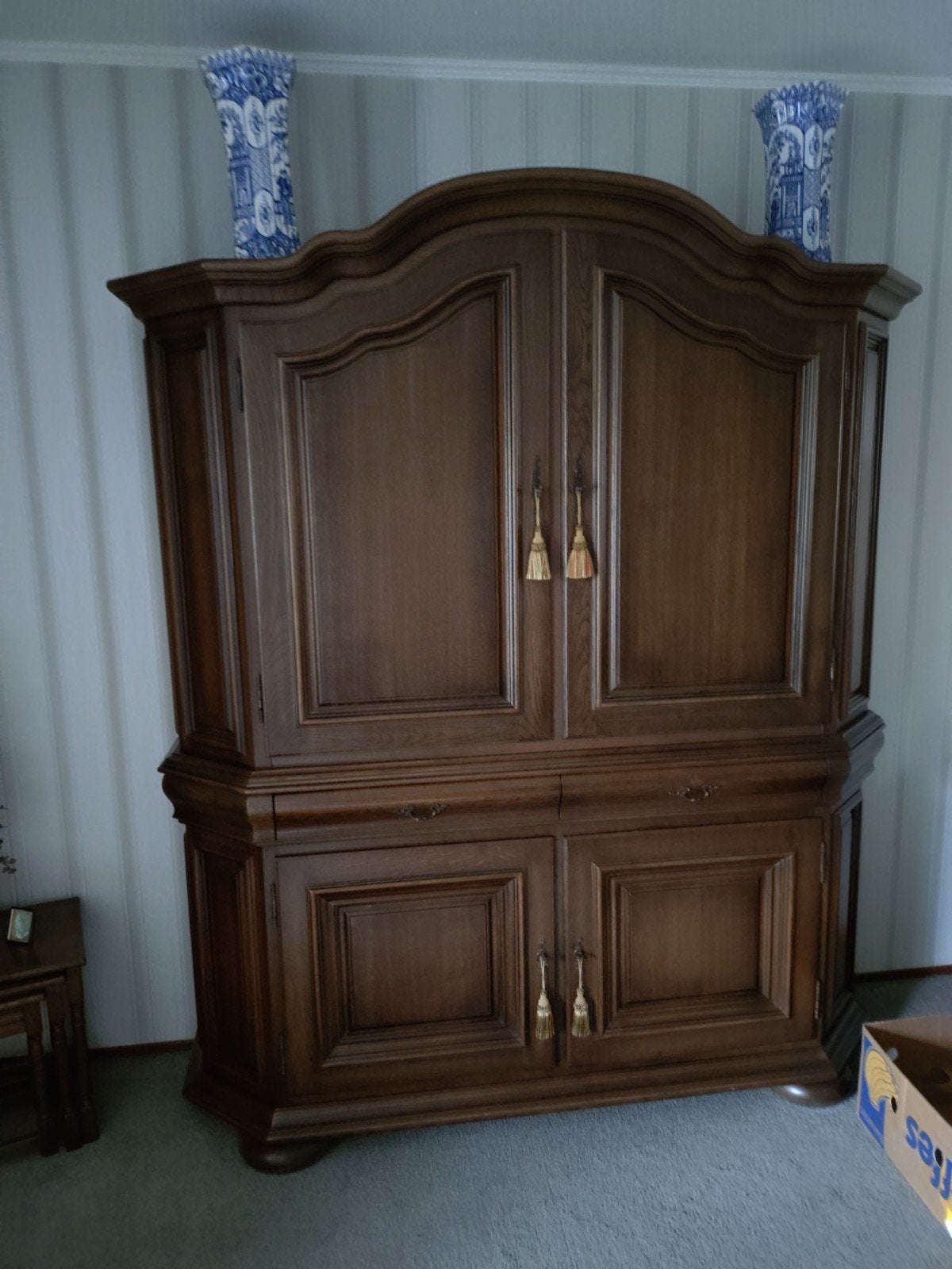 prachtige toogkast, Huis en Inrichting, Ophalen, Met plank(en), 150 tot 200 cm, Onbekend