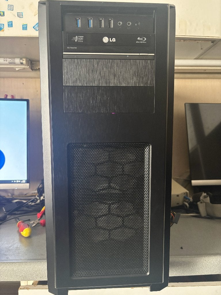 Game computer 9e Generatie i7-9700 CPU, 32Gb werk, 9Gb video, 32 GB, Ophalen of Verzenden, Zo goed als nieuw, Gaming